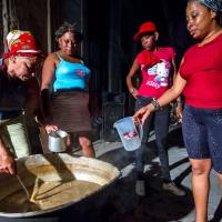 FOTOS DE CHIVATOS Y COLABORADORES DE LA TIRANIA CUBANA EN LAS RE