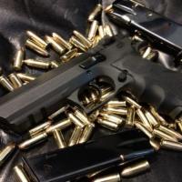 Pistolas ? y Acc. Jericho