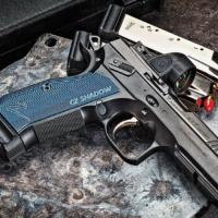 Pistolas y Rifles CZ Shadow