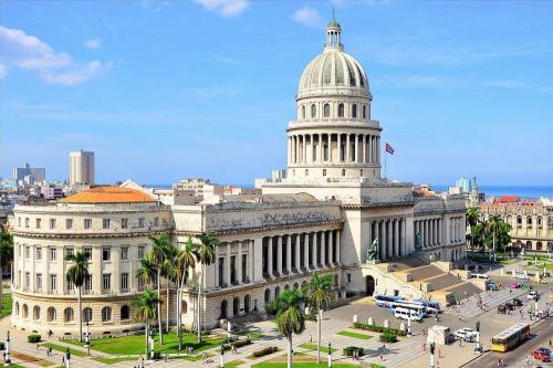 havana_capitolio1__Copy_