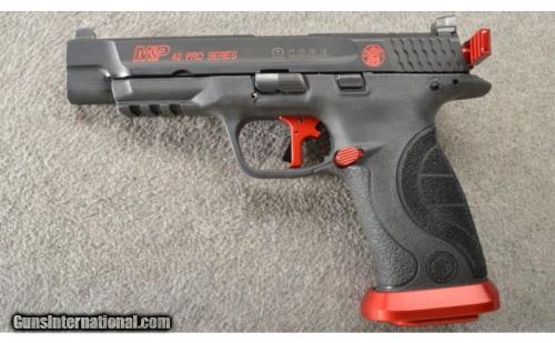 Smith-and-Wesson-MandP-40-Pro-Series-CORE-Custom-40-Smith-and-Wesson_101417512_323_CE4AAC4ED749E3BD