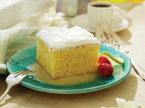 three-milk-cake-postre-de-tres-leches