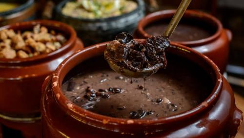 Brazilian-feijoada-stew