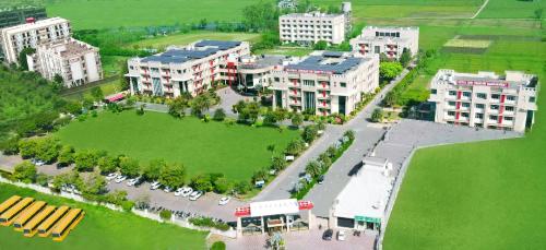 Global Institute cover pic
