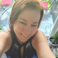 LeslieAnne Weingust