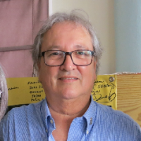 Robert Quiñones