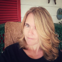 Nikki Phillips