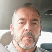 Daniel H Villa